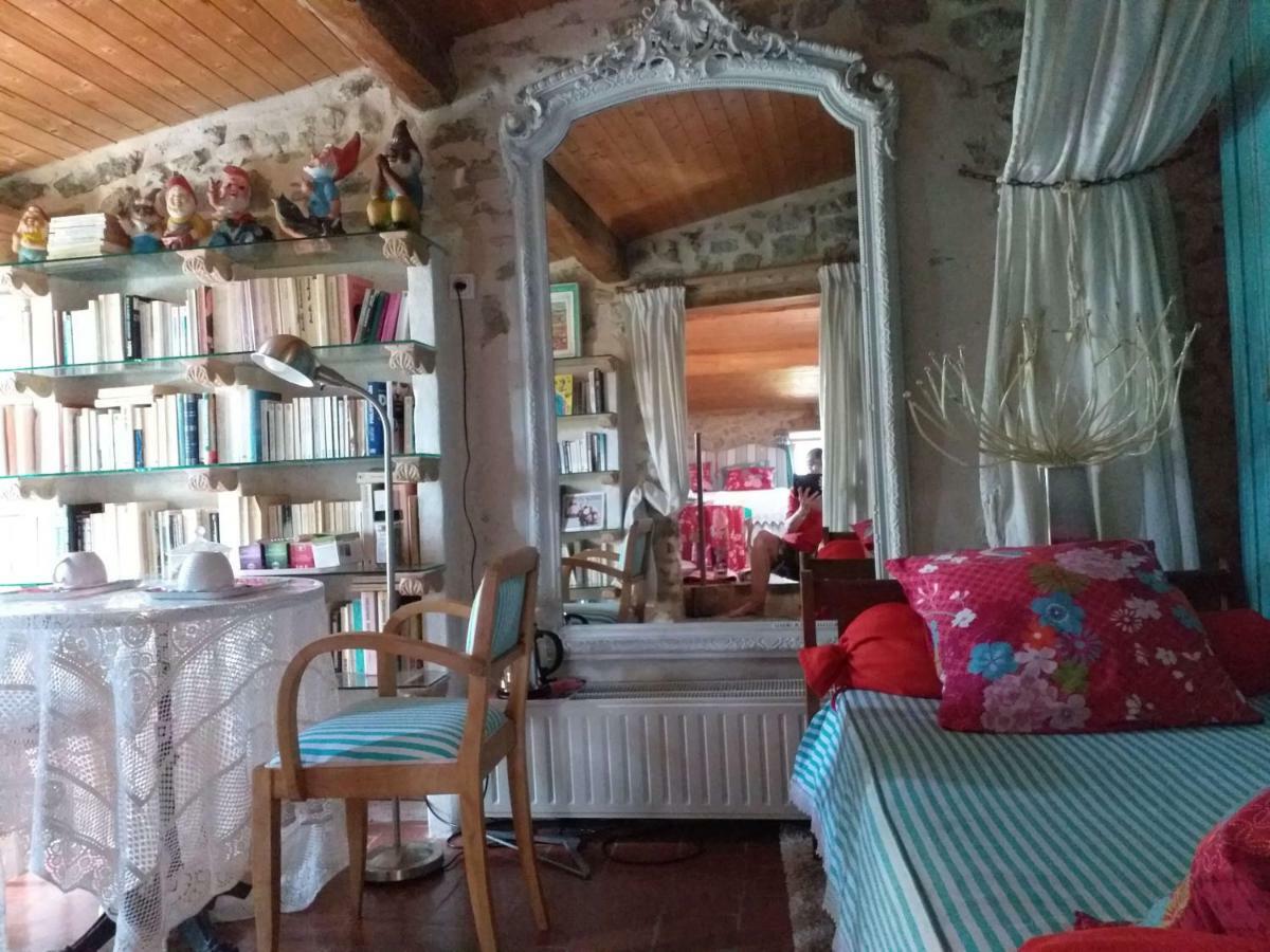 تْريبْ Riverside Home Cottage المظهر الخارجي الصورة